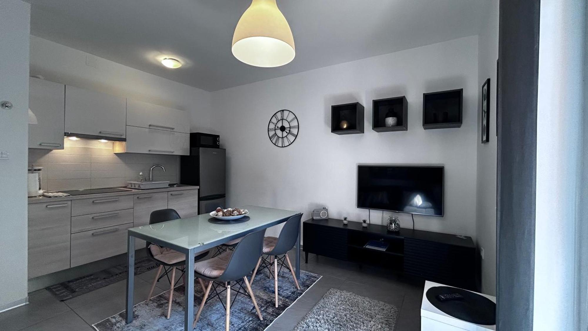 Ivni Apartmani Novigrad Istria Esterno foto